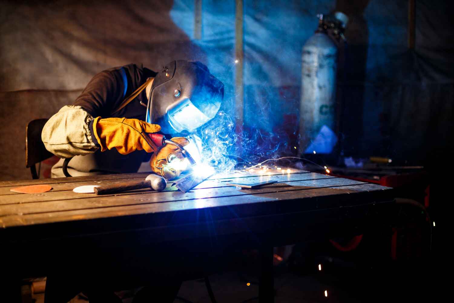 Welder & Metal Fabrication